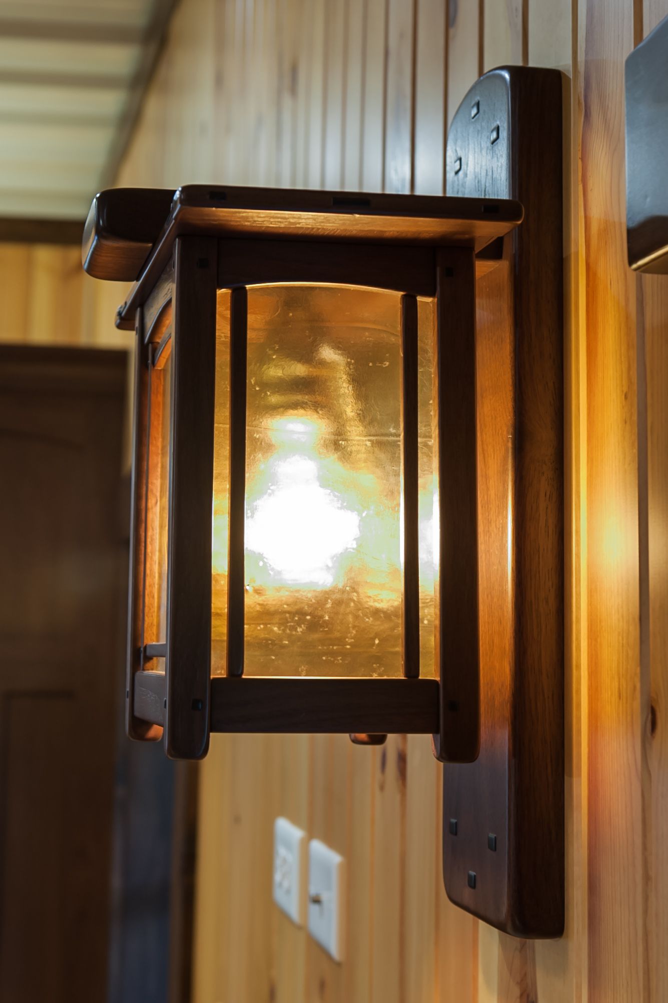 20180427_PrairieWoodworks_AmbuehlKitchen_Interiors-34