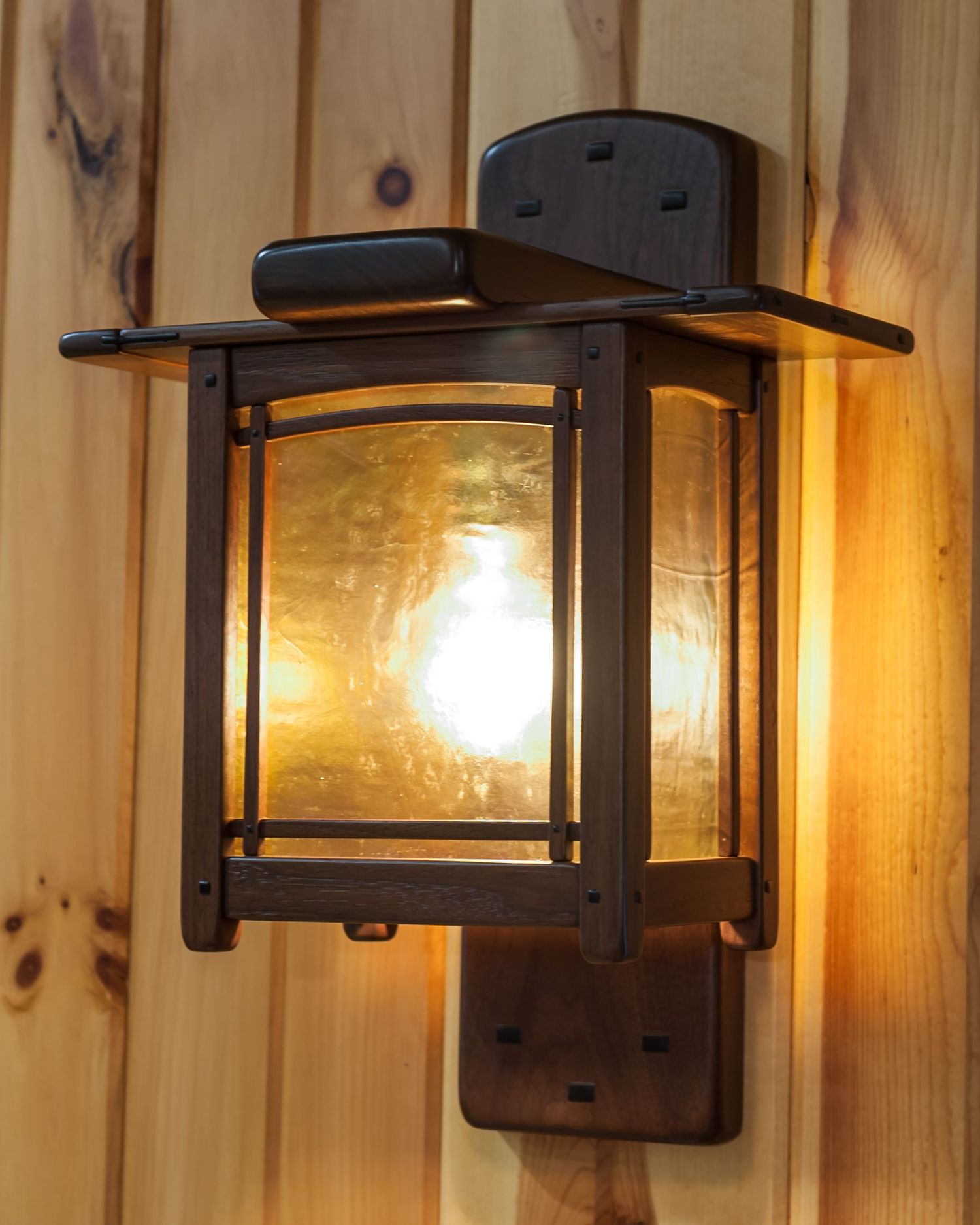 20180427_PrairieWoodworks_AmbuehlKitchen_Interiors-37