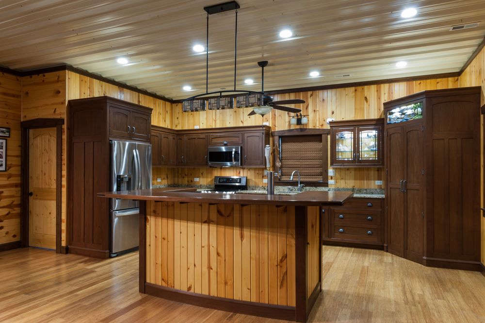 20180427_PrairieWoodworks_AmbuehlKitchen_Interiors-2