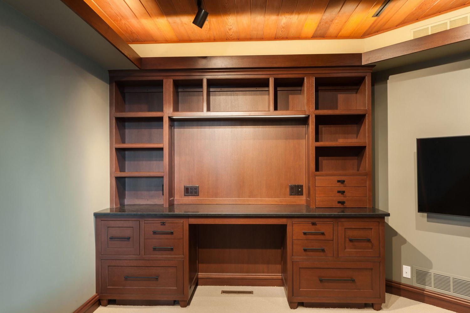 20181210_PrairieWoodworks_FranciosRemodel_LakeBloomington-3