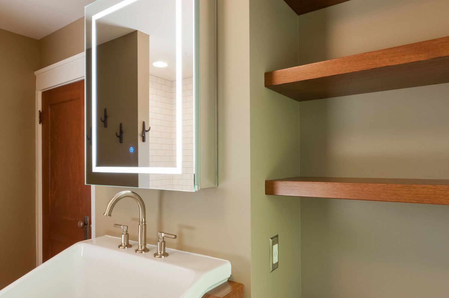 20210622_LandmarkCR_AmbuehlBathrooms-9