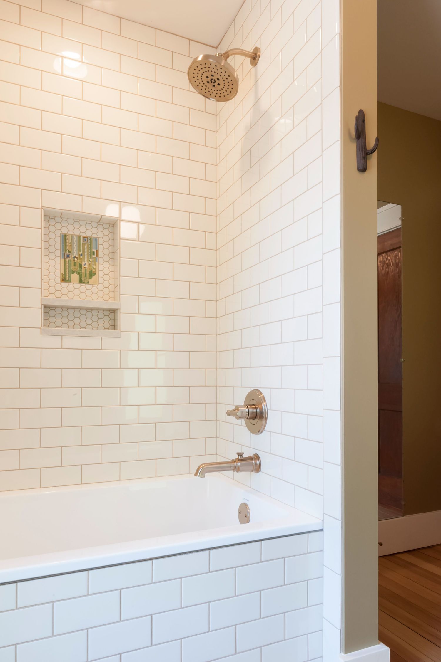 20210622_LandmarkCR_AmbuehlBathrooms-16