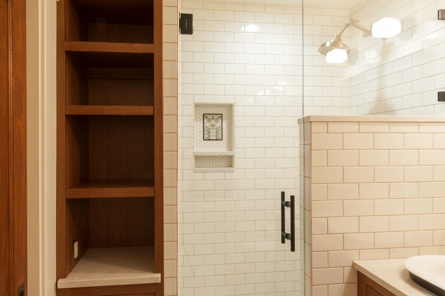 20210622_LandmarkCR_AmbuehlBathrooms-35
