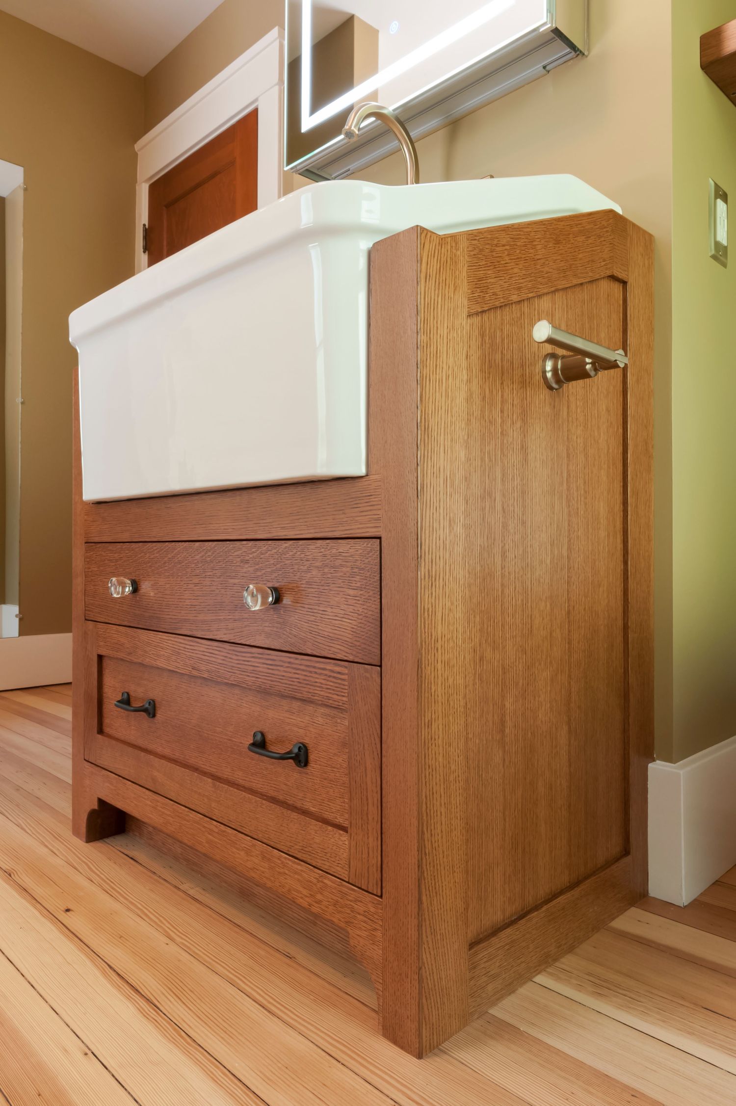20210622_LandmarkCR_AmbuehlBathrooms-11