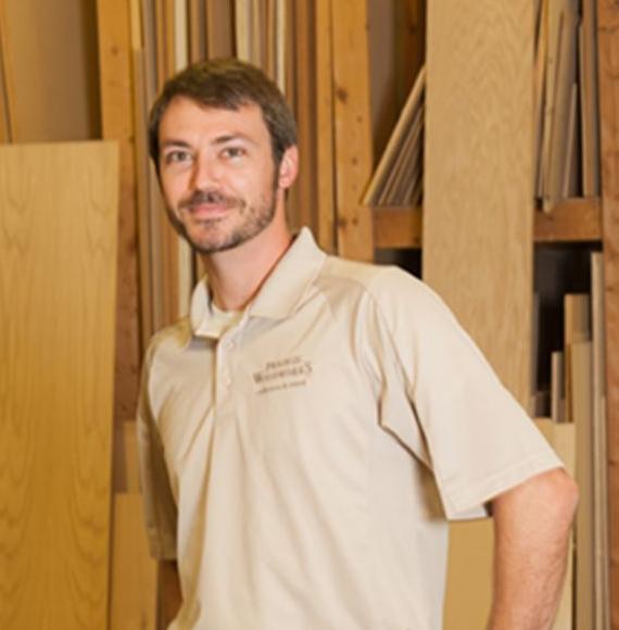lr_20171006_PrairieWoodworks_StaffPortraits-21_crop_566_576