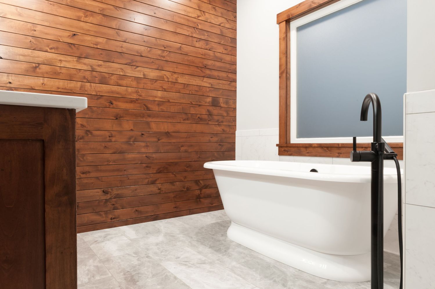 20230128_PrairieWoodworks_DietschBathroom-18